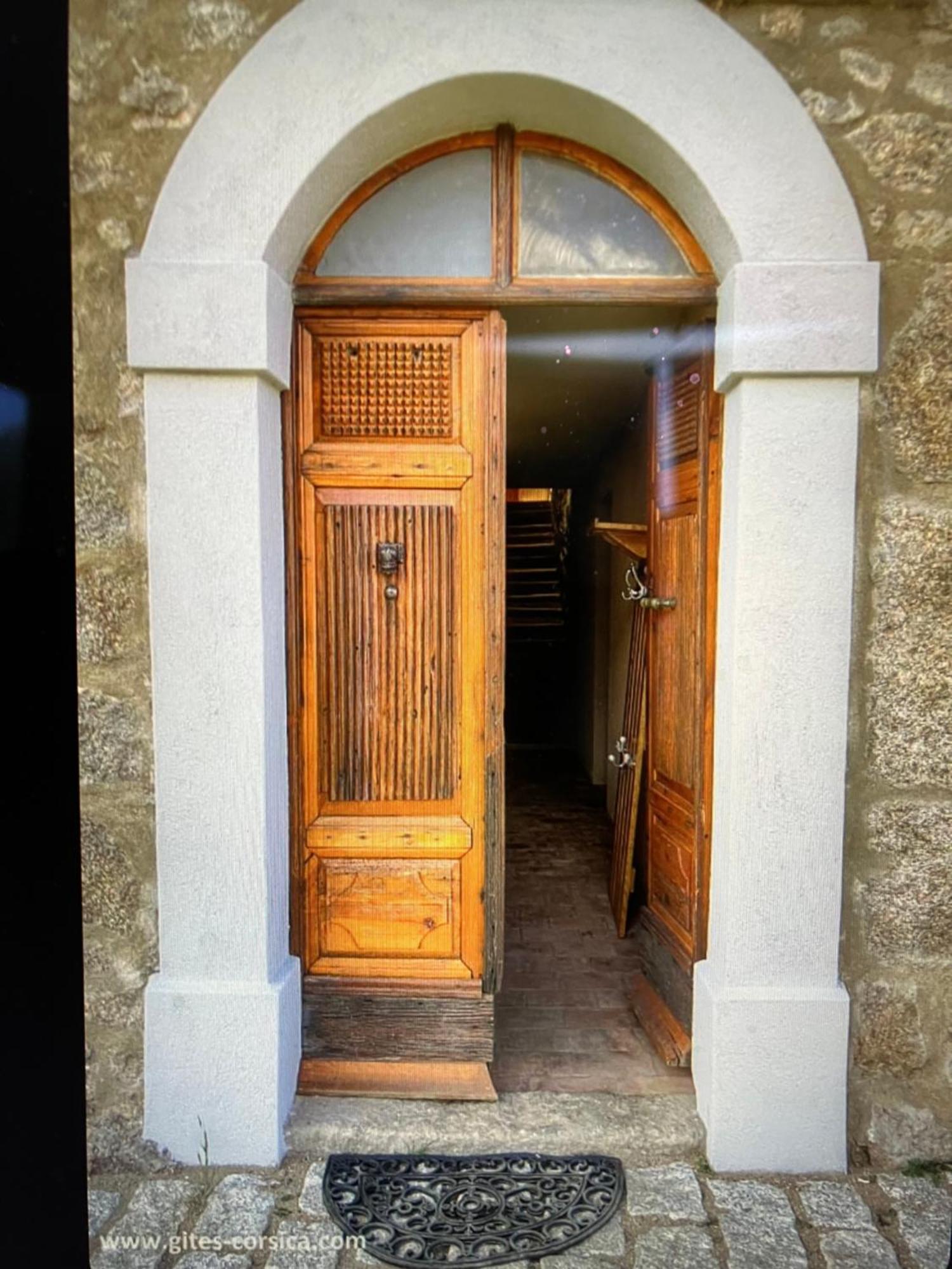 A Casa Carbinesa Bed and Breakfast Carbini Εξωτερικό φωτογραφία